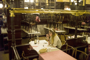 Người Pháp uống rượu ngày càng ít