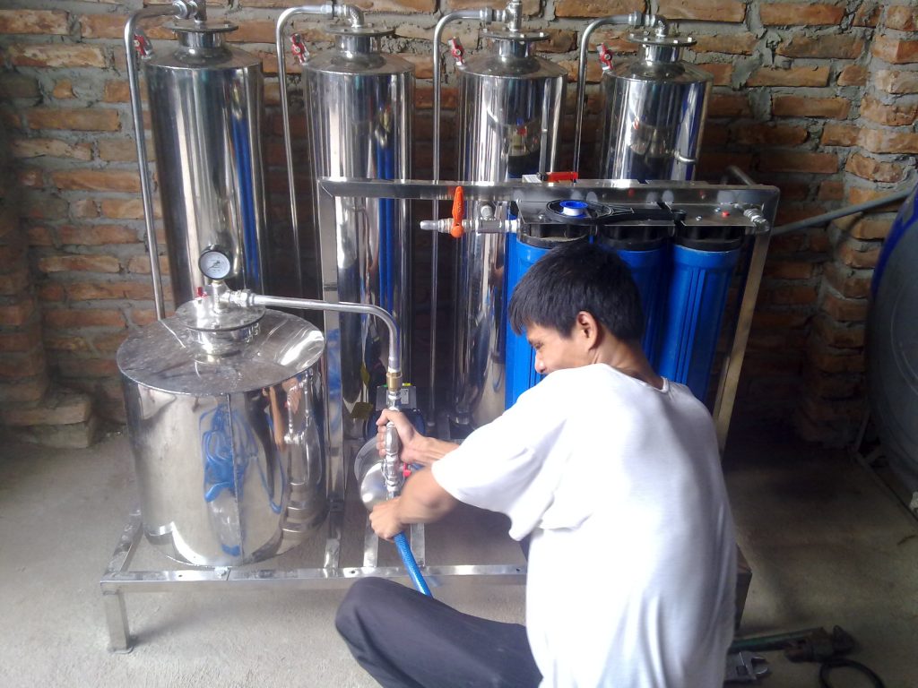 CẤU TẠO CỦA MÁY LỌC ANDEHIT TRONG RƯỢU