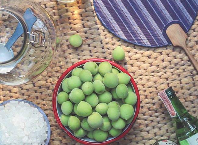 Chọn nguyên liệu để làm rượu mơ Chọn nguyên liệu để làm rượu mơ